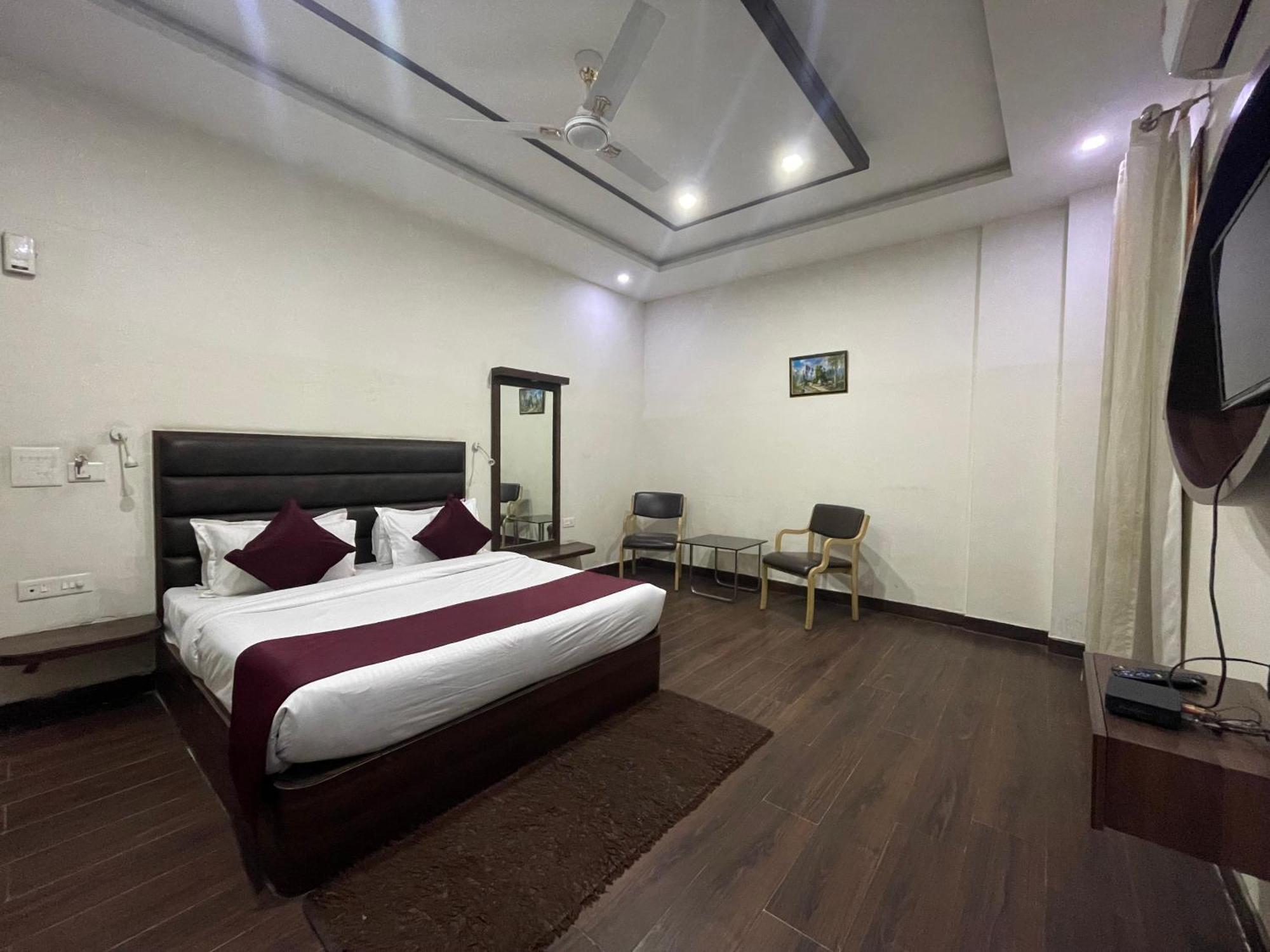 Hotel Opal Courtyard Agra  Kültér fotó