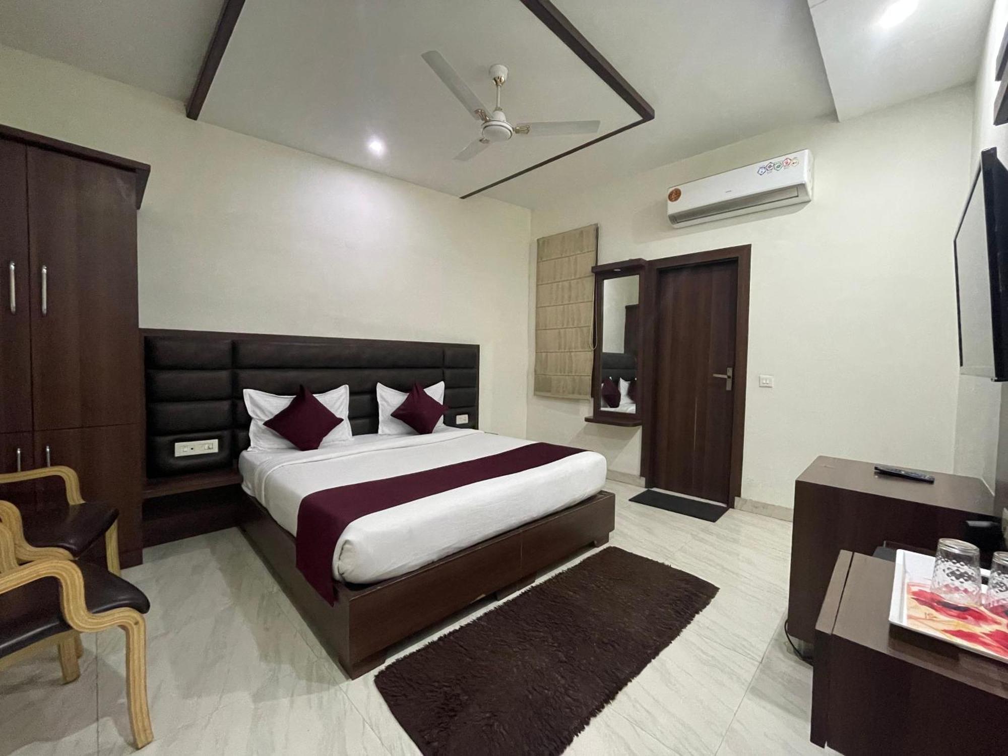 Hotel Opal Courtyard Agra  Kültér fotó